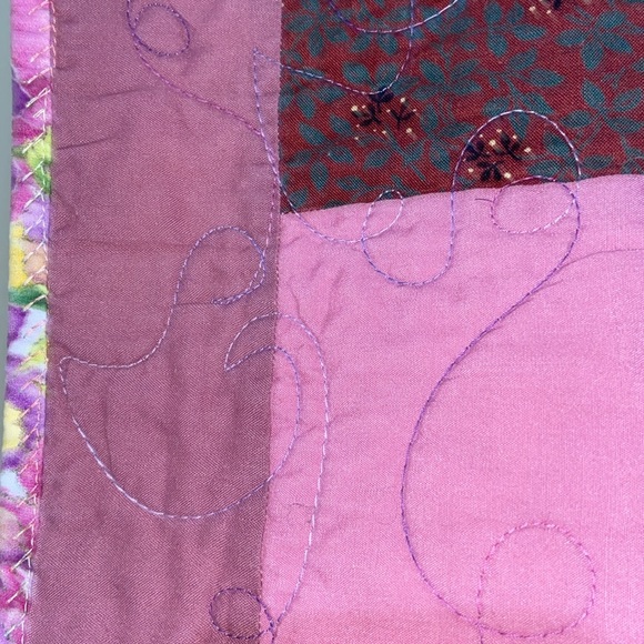 Handmade Quilted Coverlet, Throw or Tablecloth - Picture 3 of 6